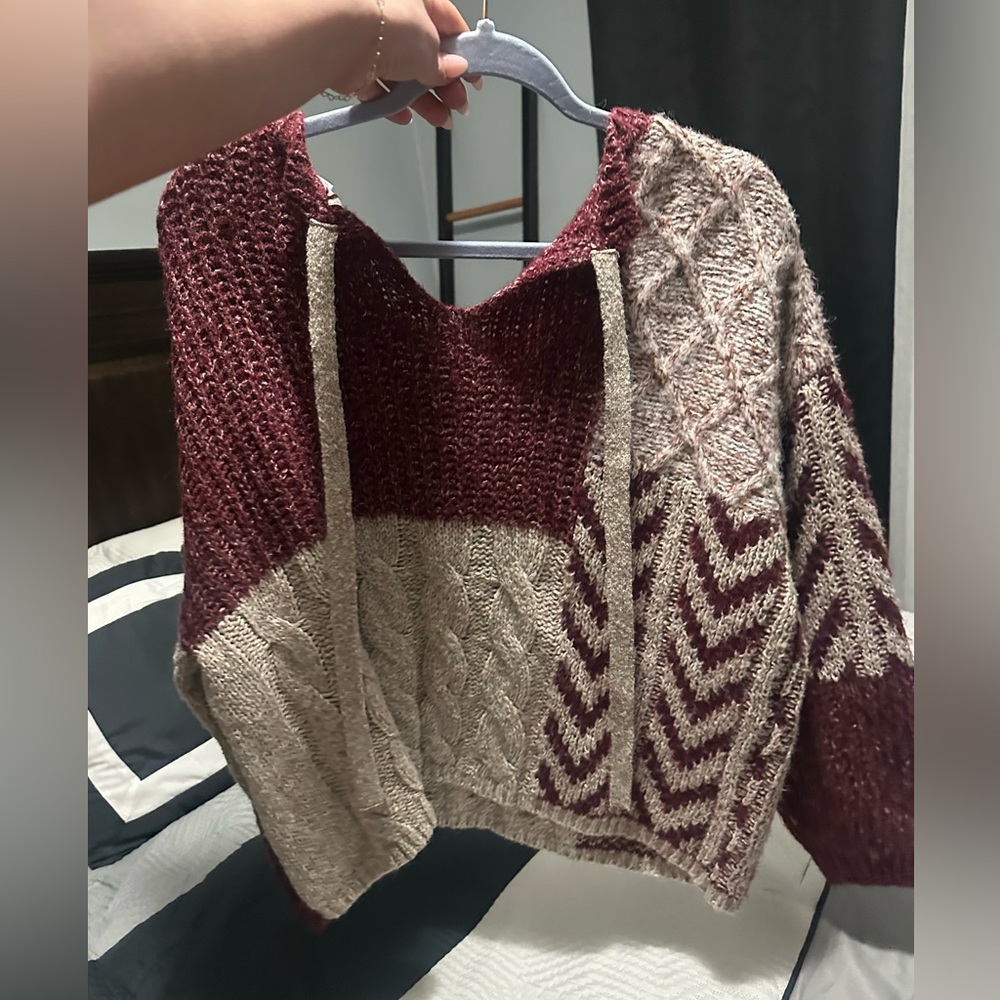 Blu Pepper Size Medium Sweater - image 3